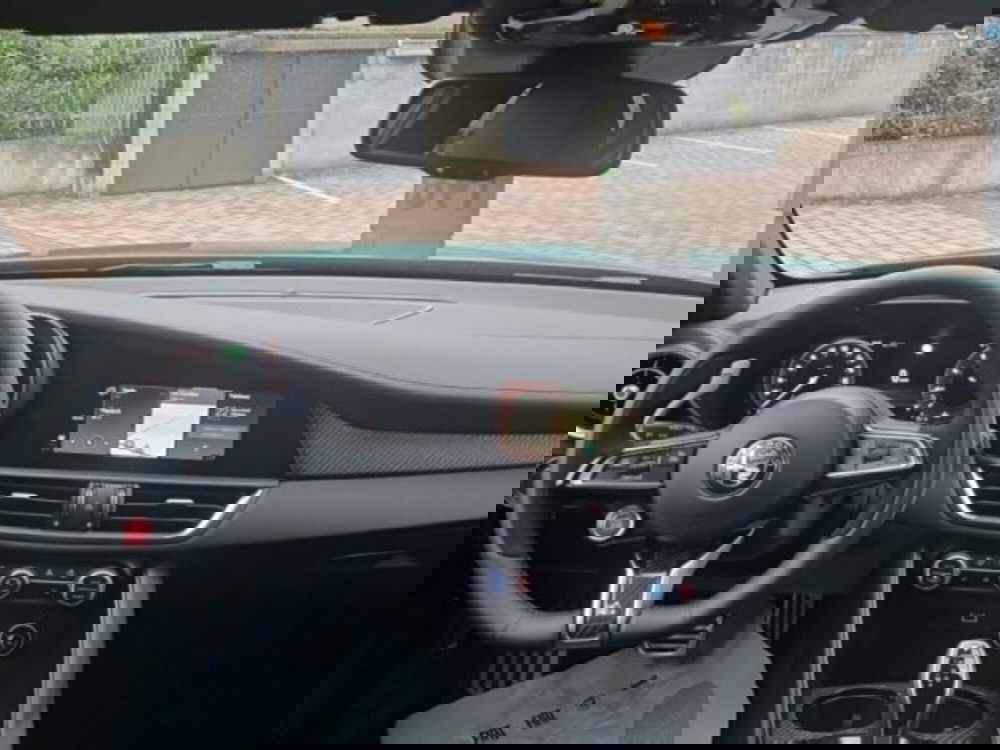 Alfa Romeo Giulia nuova a Monza e Brianza (8)