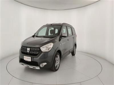 Dacia Lodgy 1.5 dCi 8V 90 CV Start&amp;Stop 7p.ti SS Laur&eacute;ate Family del 2017 usata a Bari