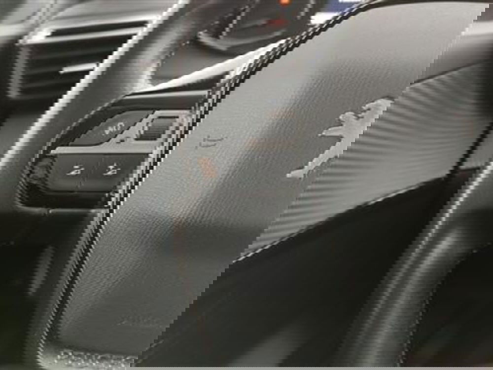 Peugeot 208 usata a Bari (14)