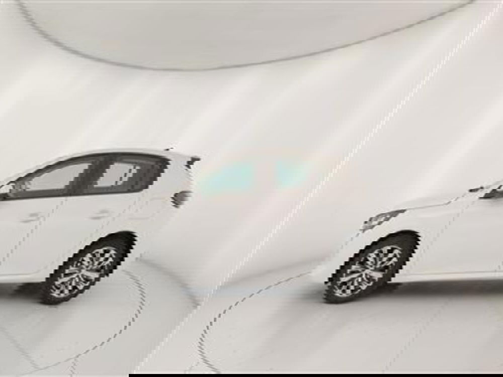 Peugeot 208 usata a Bari (3)