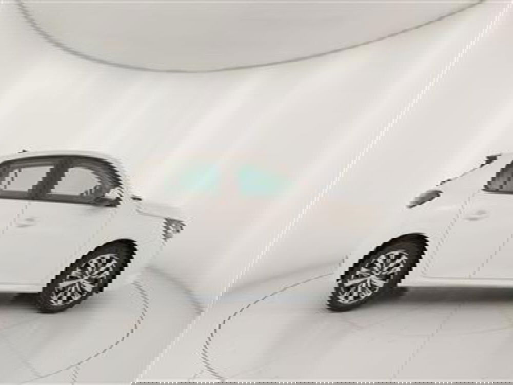 Peugeot 208 usata a Bari (9)