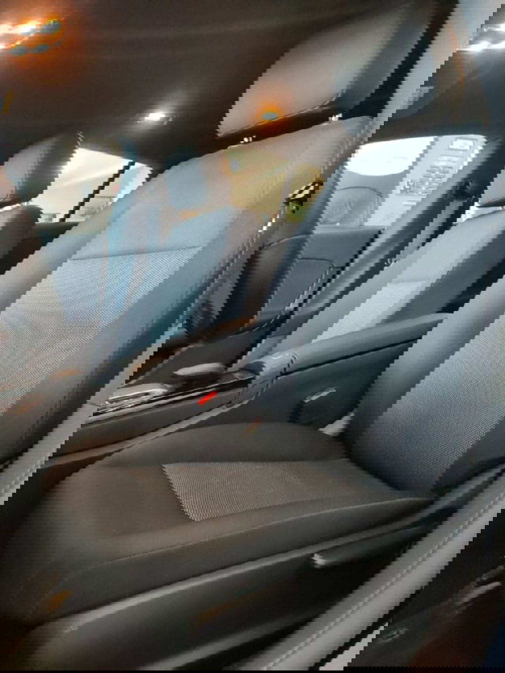 Mercedes-Benz CLA Shooting Brake usata a Firenze (14)