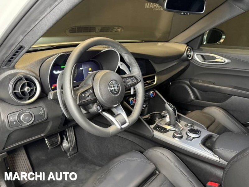 Alfa Romeo Giulia nuova a Perugia (11)