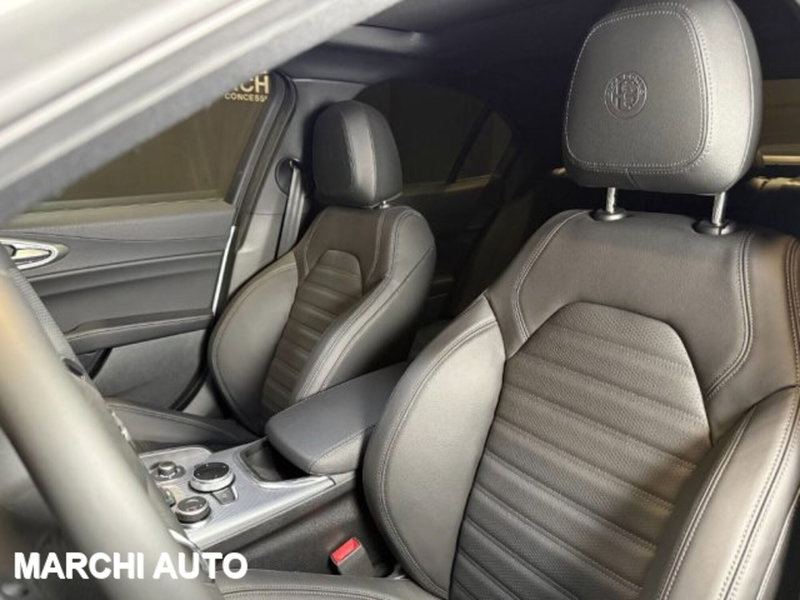Alfa Romeo Giulia nuova a Perugia (12)