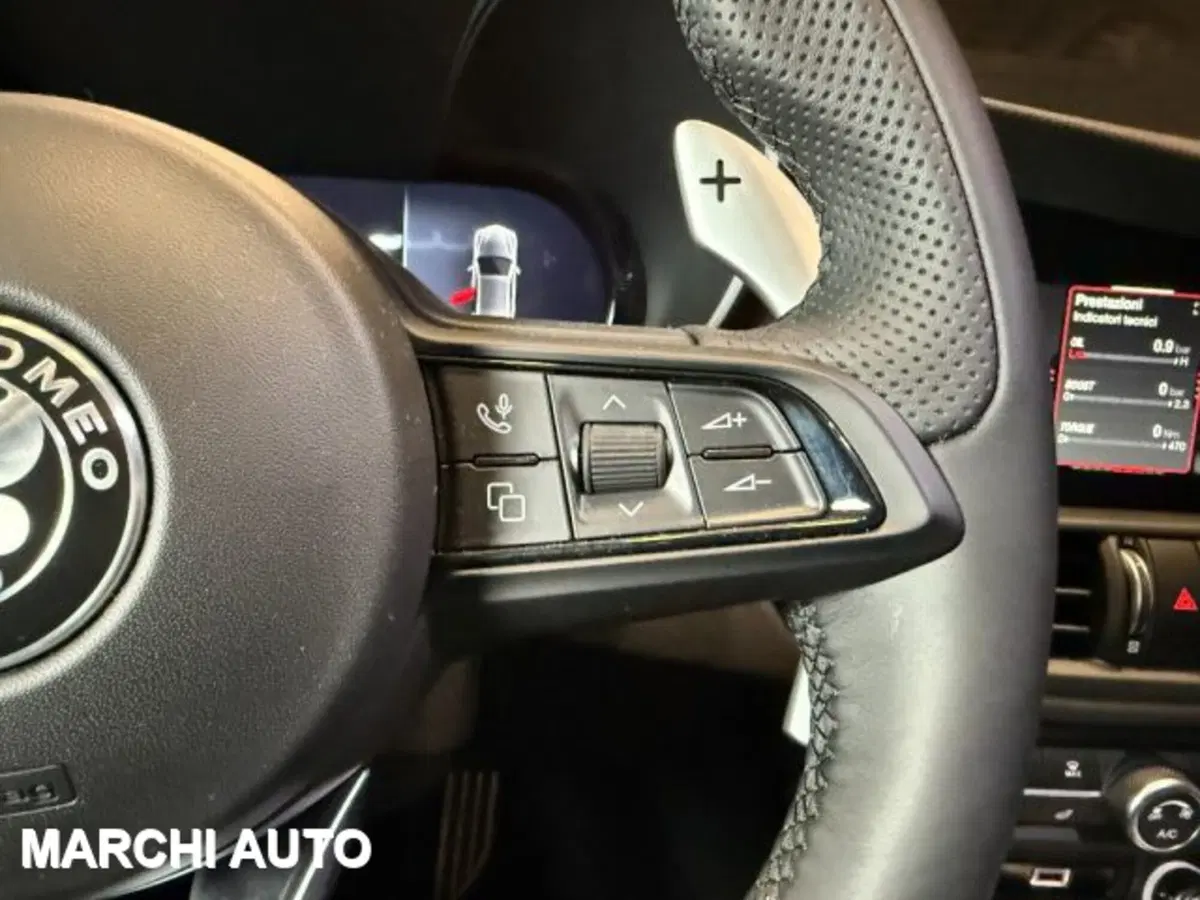 Alfa Romeo Giulia nuova a Perugia (16)