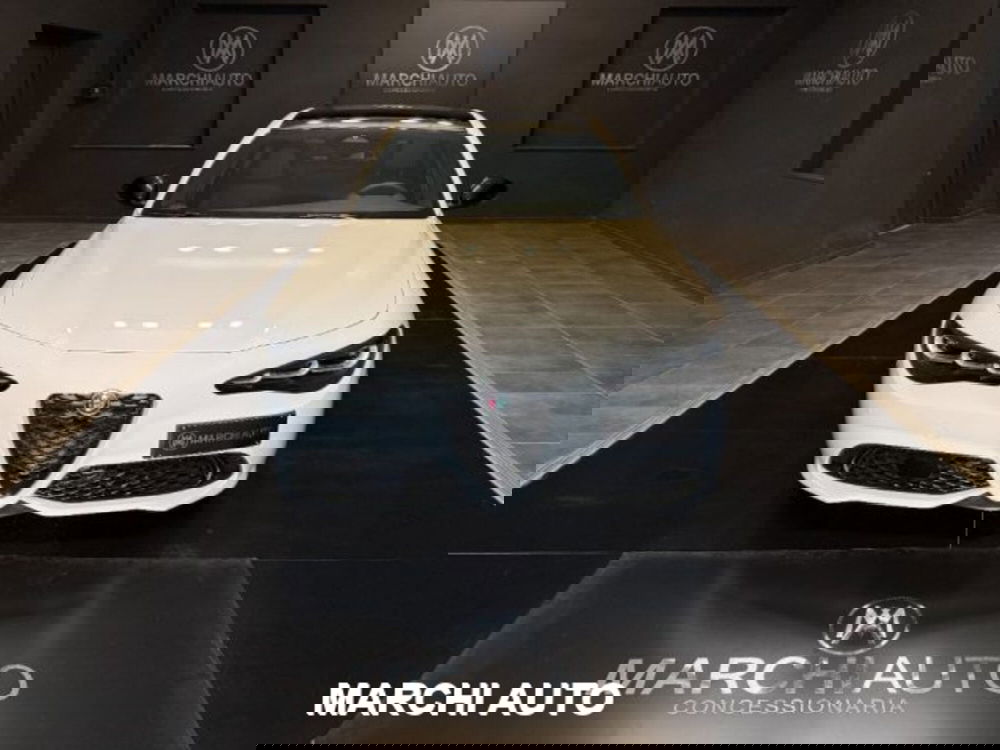 Alfa Romeo Giulia nuova a Perugia (2)