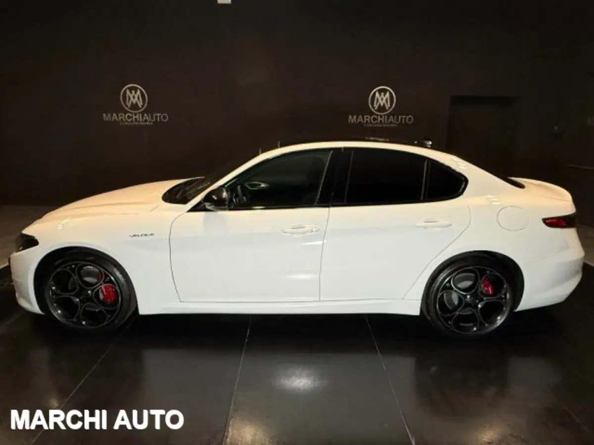 Alfa Romeo Giulia nuova a Perugia (7)