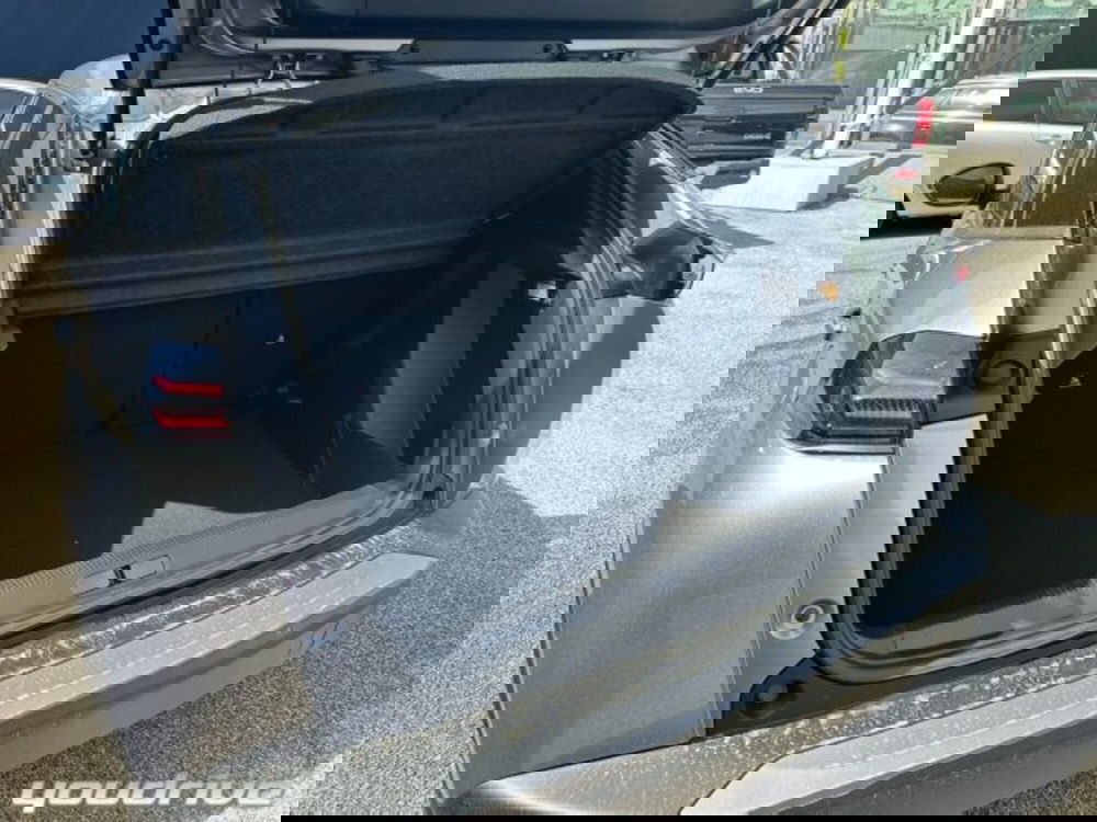 Peugeot 2008 nuova a Napoli (13)