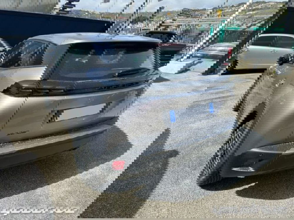 Peugeot 2008 nuova a Napoli (3)