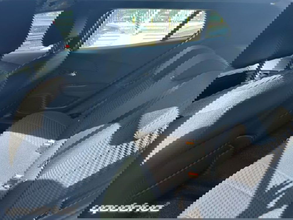 Peugeot 2008 nuova a Napoli (9)