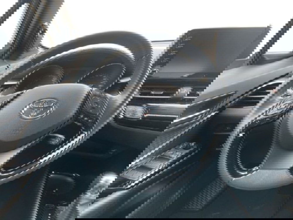 Toyota Toyota C-HR usata a Vercelli (10)