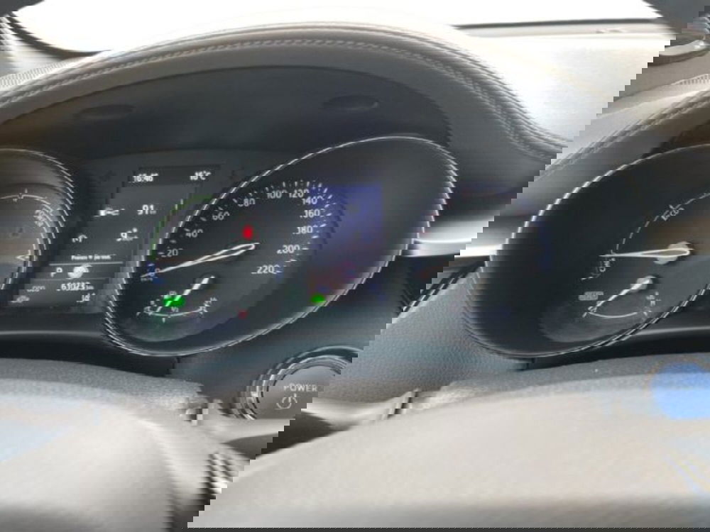 Toyota Toyota C-HR usata a Vercelli (13)