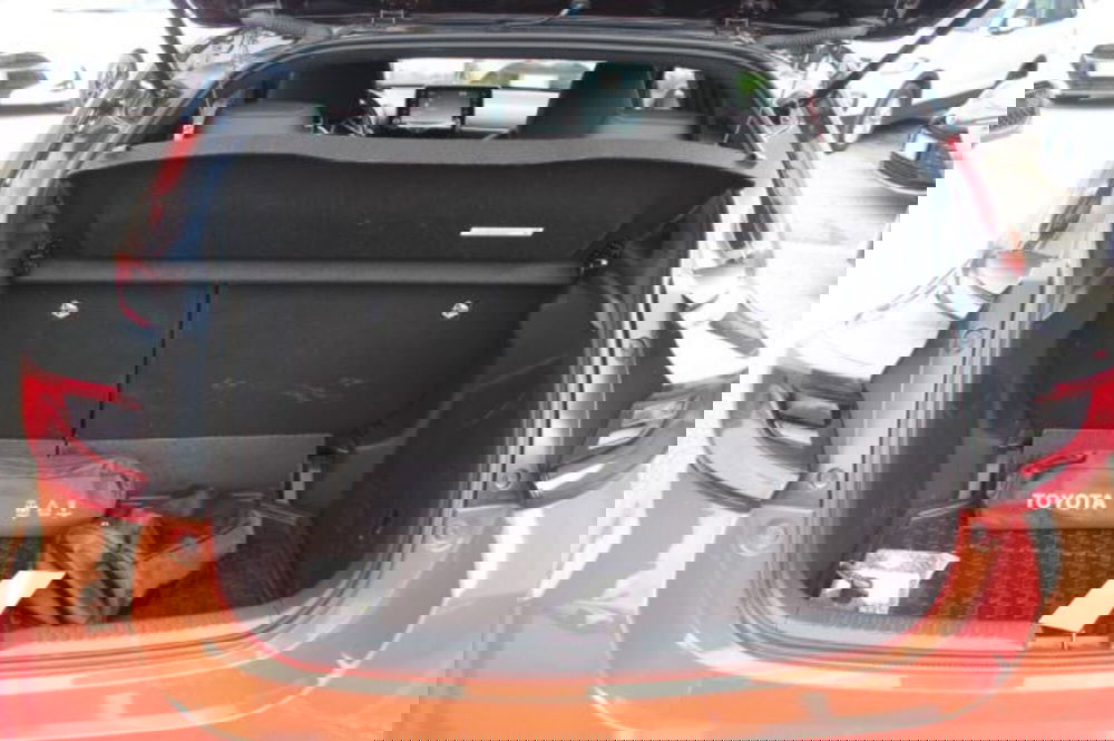 Toyota Yaris Cross usata a Roma (11)