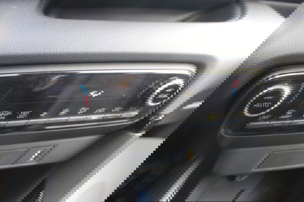 Toyota Yaris Cross usata a Roma (18)