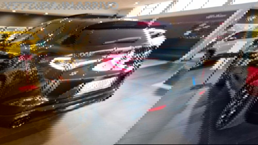 Alfa Romeo Stelvio nuova a Modena (5)