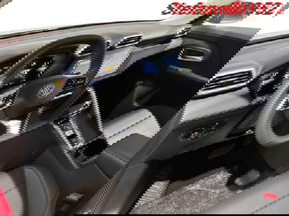 Mg ZS EV nuova a Bologna (11)