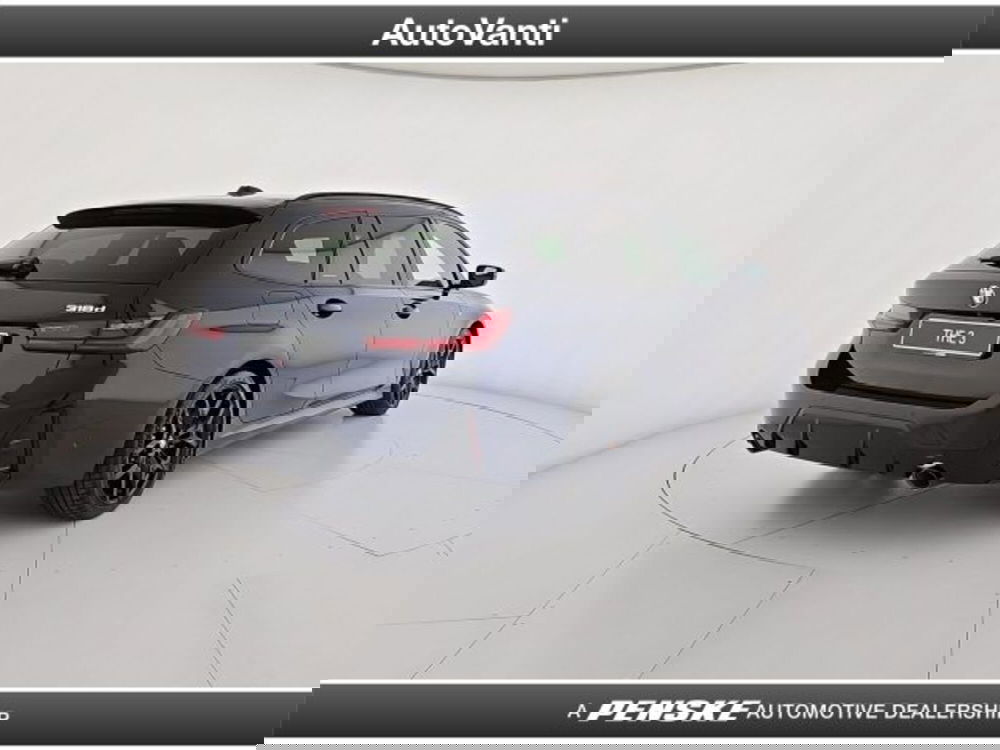 BMW Serie 3 nuova a Bologna (5)