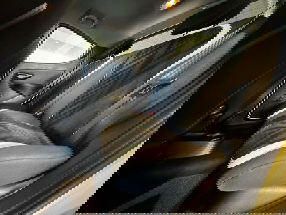 Lancia Ypsilon usata a Sassari (11)