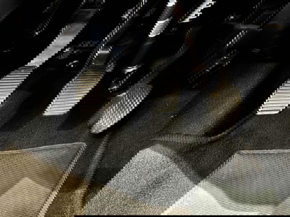 Lancia Ypsilon usata a Sassari (19)