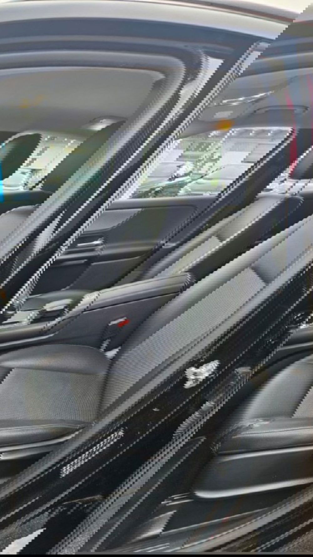 Mercedes-Benz GLA SUV usata a Lucca (13)