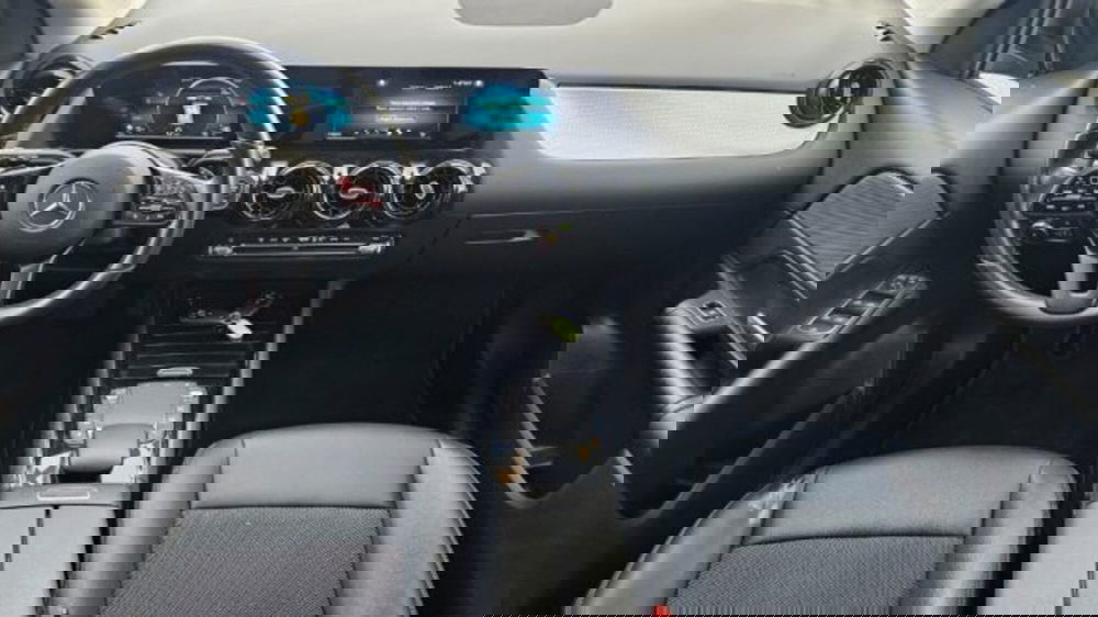 Mercedes-Benz GLA SUV usata a Lucca (14)