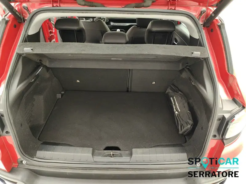 Jeep Avenger usata a Como (16)