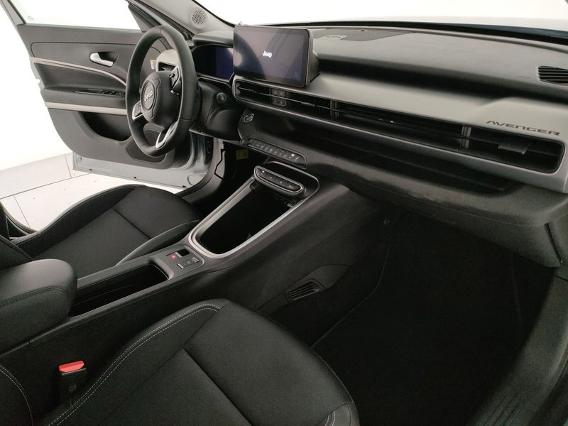 Jeep Avenger usata a Caserta (13)