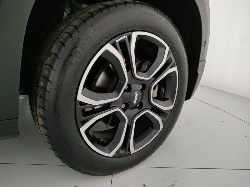 Jeep Avenger usata a Caserta (15)