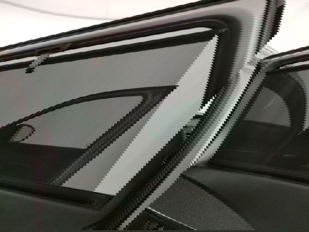 Peugeot 5008 usata a Caserta (16)