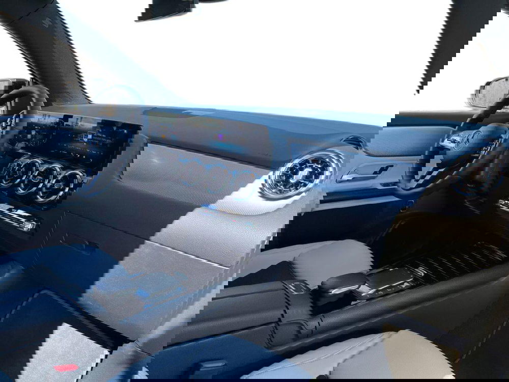 Mercedes-Benz GLA SUV usata a Lecce (15)