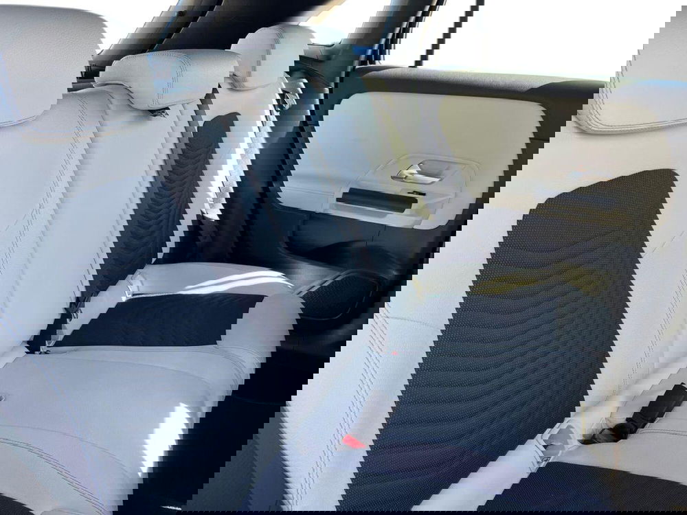 Mercedes-Benz GLA SUV usata a Lecce (16)