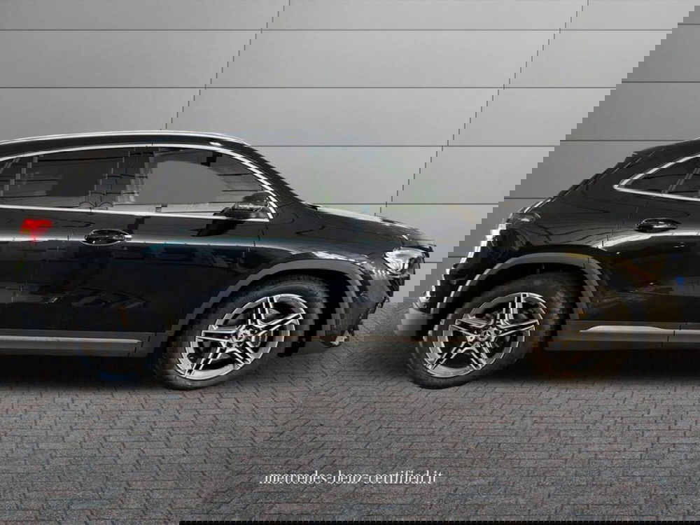 Mercedes-Benz GLA SUV usata a Bari (11)