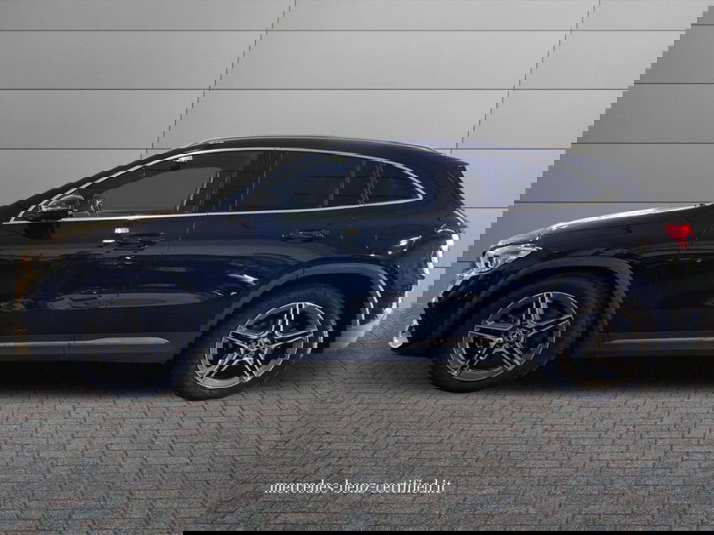 Mercedes-Benz GLA SUV usata a Bari (14)