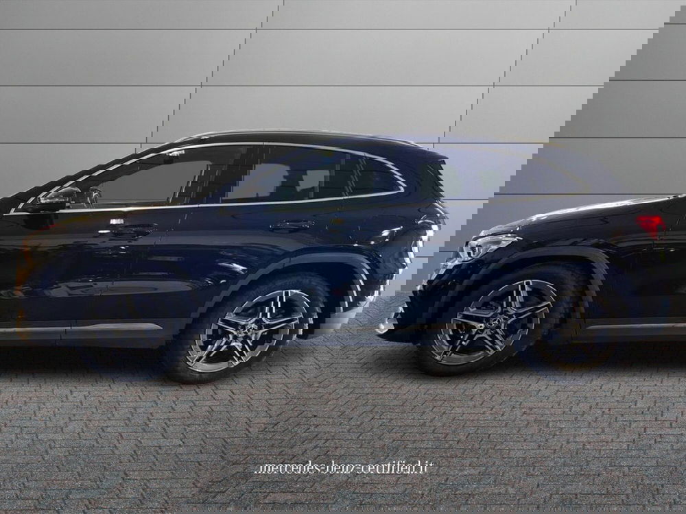 Mercedes-Benz GLA SUV usata a Bari (18)