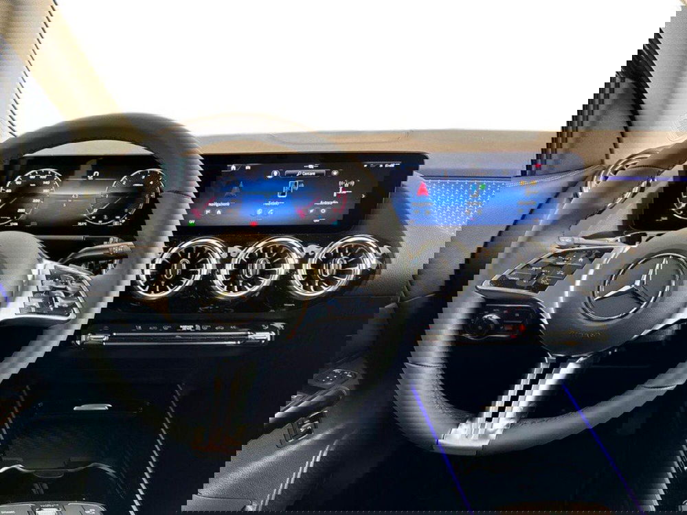 Mercedes-Benz GLA SUV nuova a Rimini (9)