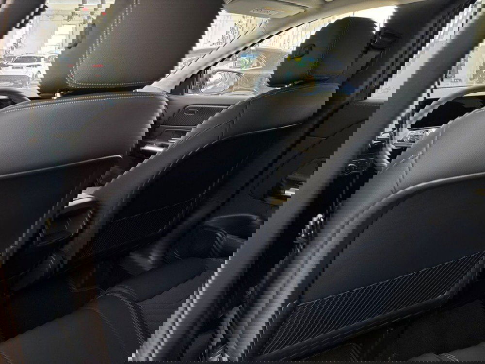 Mercedes-Benz GLA SUV nuova a Rimini (14)