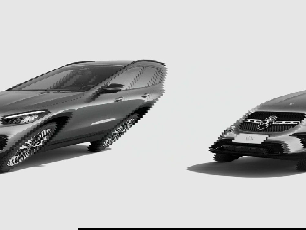 Mercedes-Benz GLA SUV nuova a Ancona