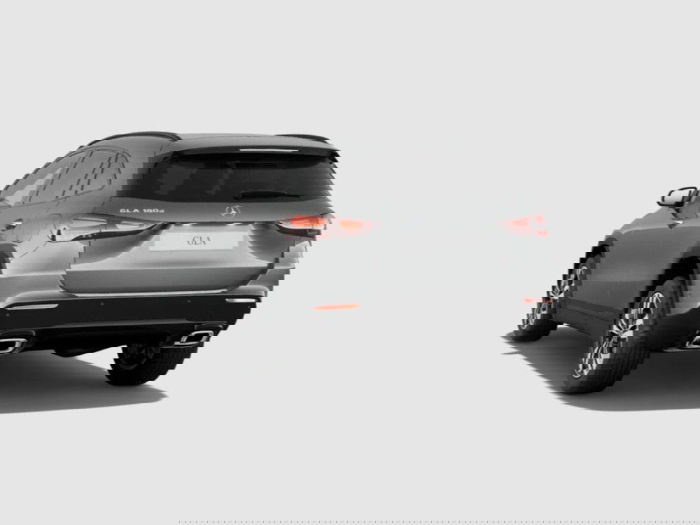 Mercedes-Benz GLA SUV nuova a Ancona (3)