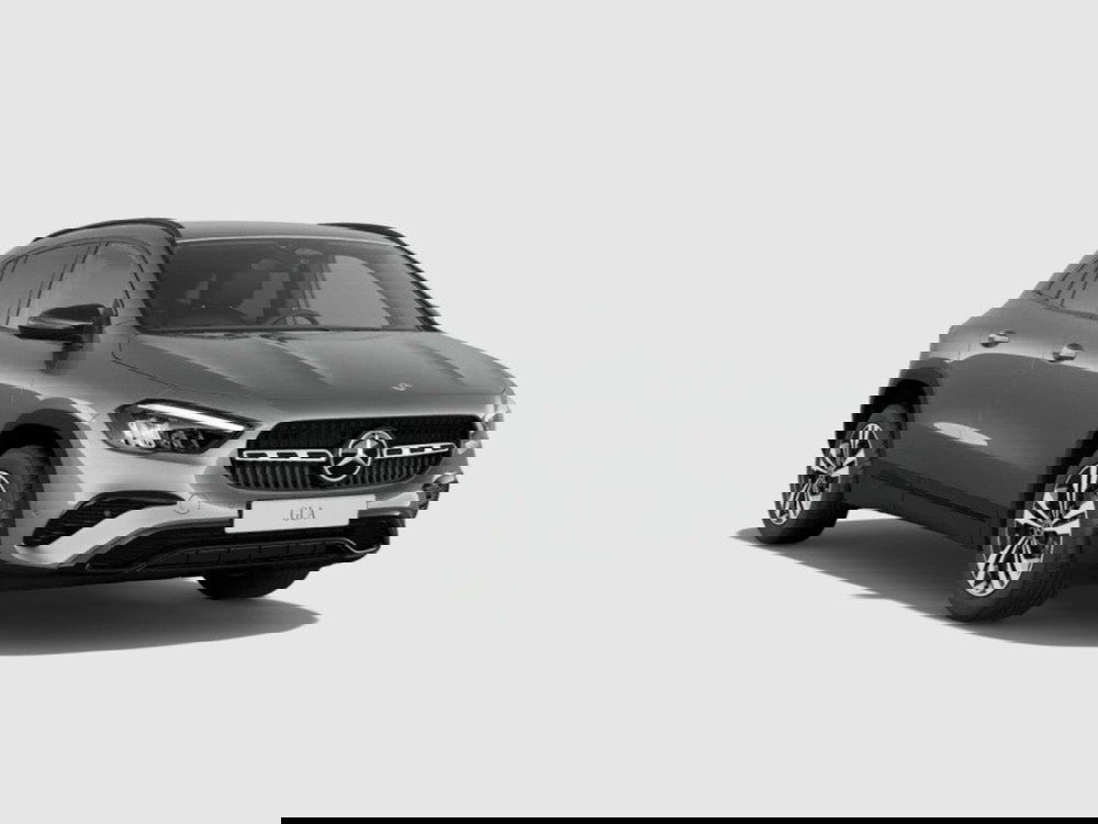 Mercedes-Benz GLA SUV nuova a Ancona (6)