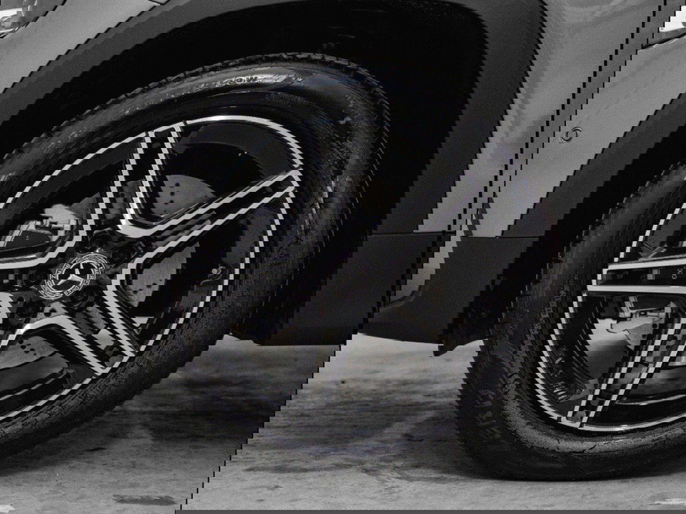 Mercedes-Benz GLB nuova a Macerata (6)