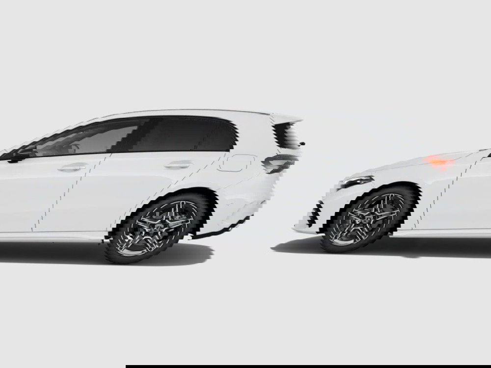 Mercedes-Benz Classe A Sedan nuova a Rimini (2)