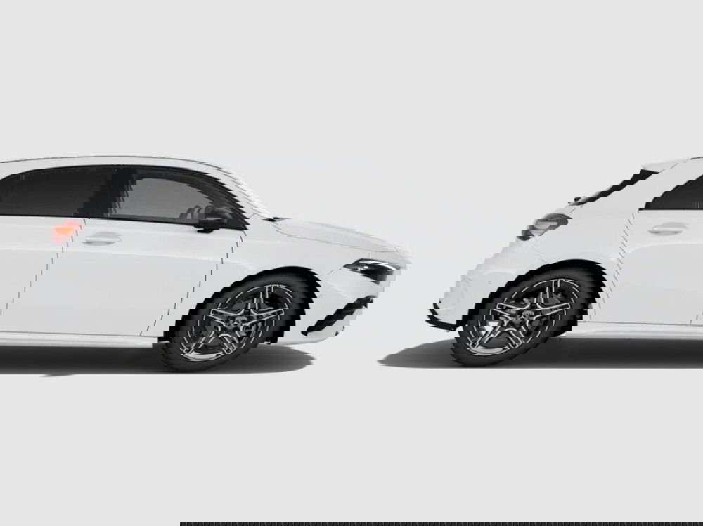 Mercedes-Benz Classe A Sedan nuova a Rimini (6)