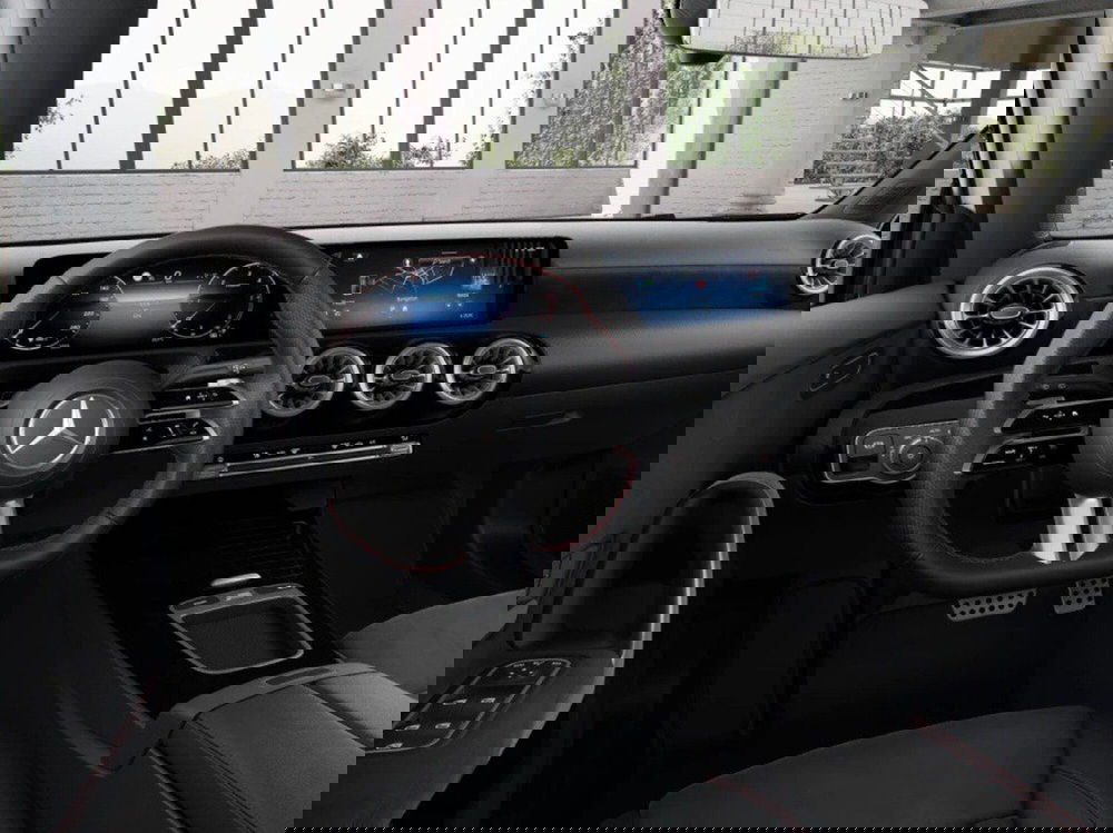 Mercedes-Benz Classe A Sedan nuova a Rimini (9)