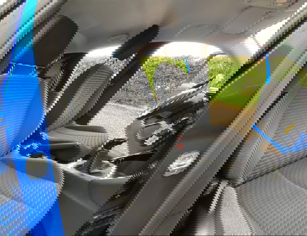 Peugeot 208 usata a Perugia (12)