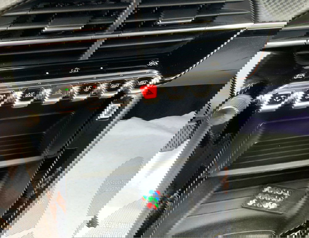 Peugeot 208 usata a Perugia (8)