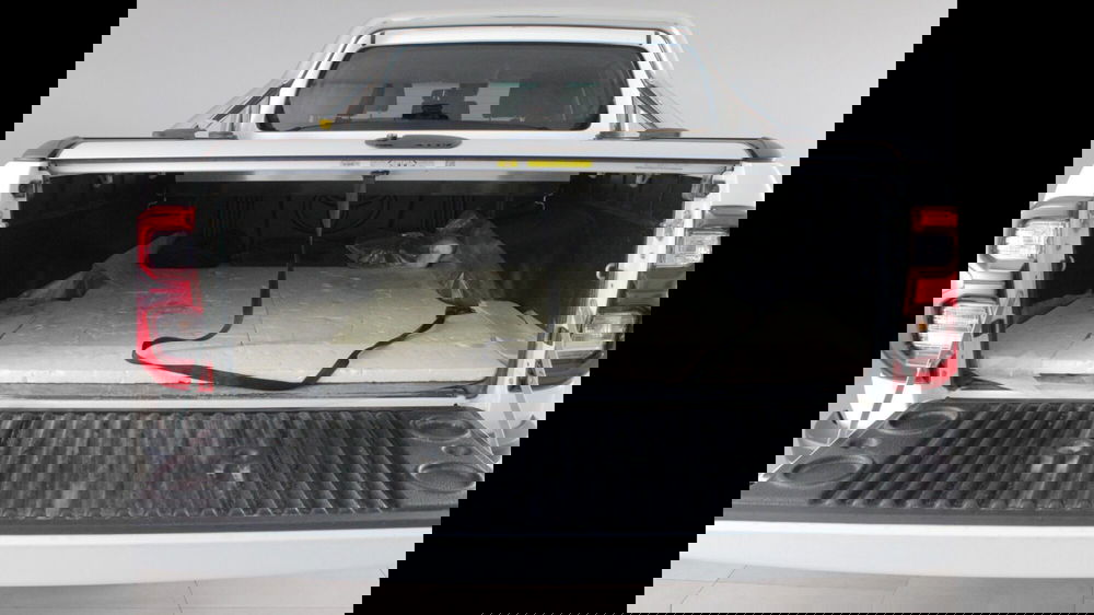 Toyota Hilux usata a Palermo (10)