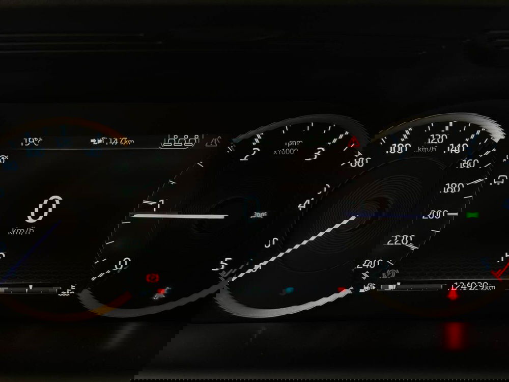 Land Rover Discovery Sport usata a Savona (10)