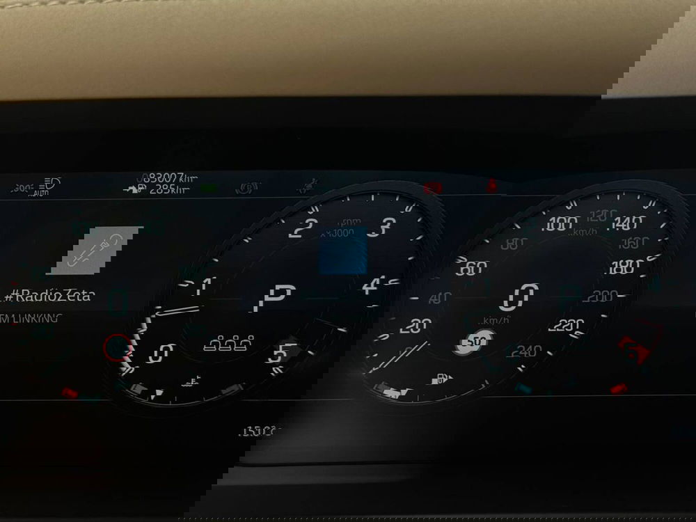 Land Rover Defender usata a Savona (10)