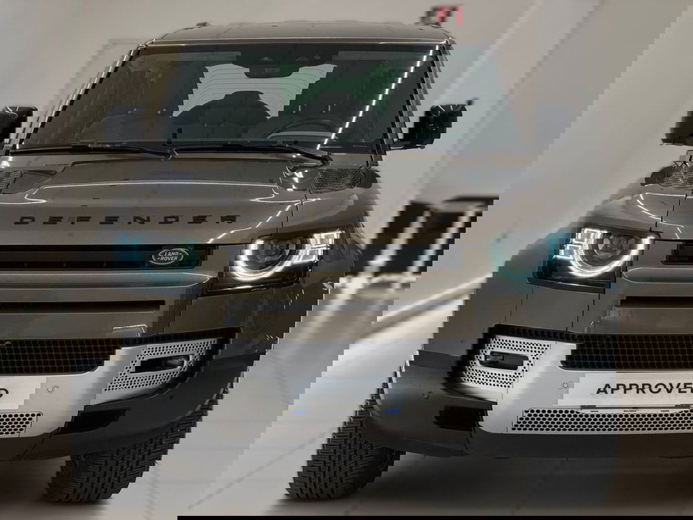 Land Rover Defender usata a Savona (8)