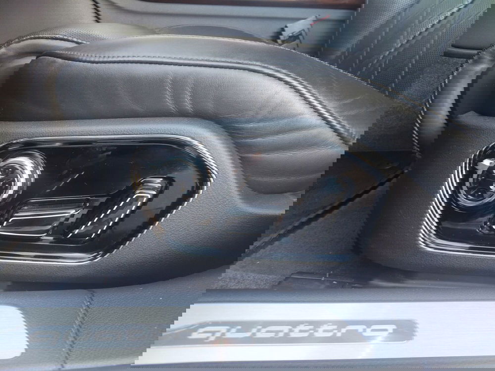 Audi A8 usata a Modena (18)